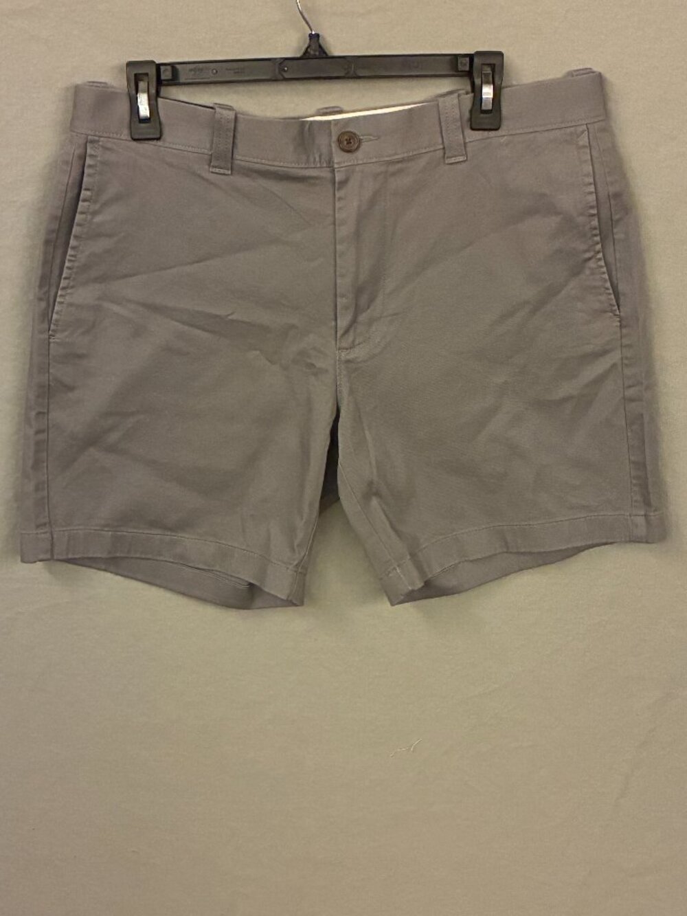 J. Crew Mercantile Men Gray Chino Flat Front Club Casual Preppy Shorts 33 NWT.